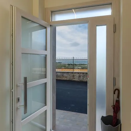 Holiday home Brezza Marina *